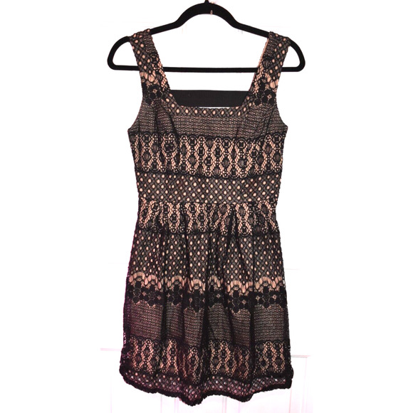 Fishbowl Dresses & Skirts - FISHBOWL Lace Sleeveless Party Dress | Black & Tan | Square Neck A-Line | Small